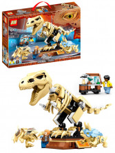 Конструктор 818 98155 Скелет тираннозавра на выставке